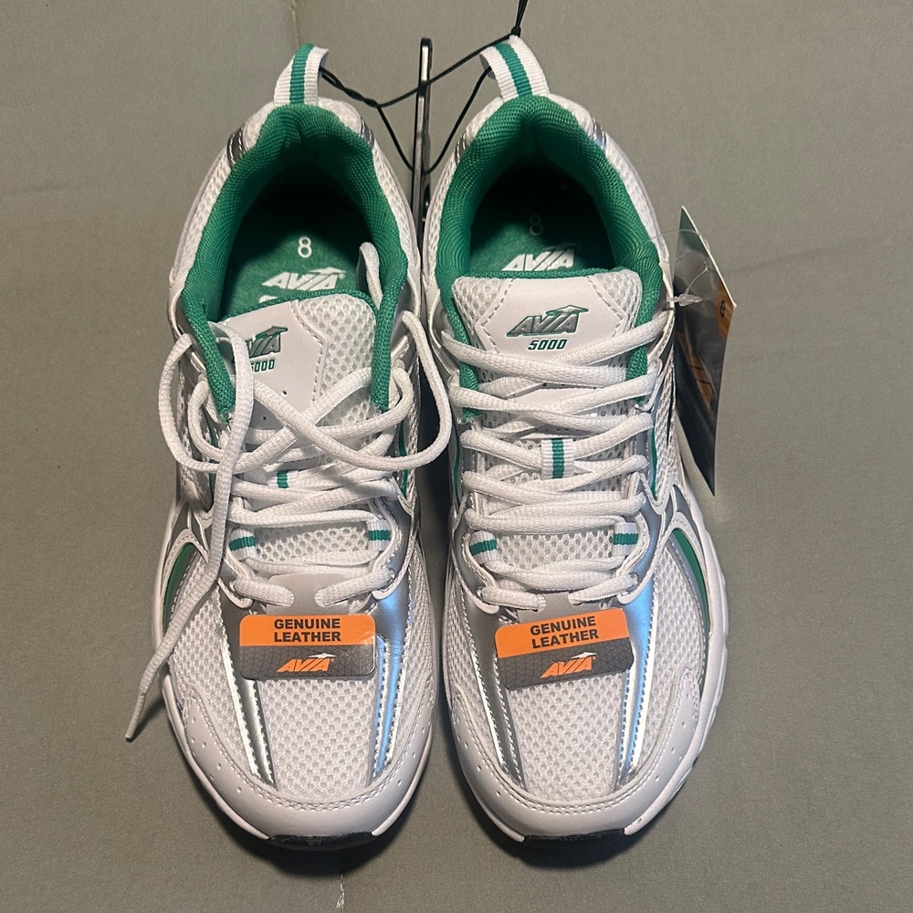 Avia Classic White and Green Athletic Shoes